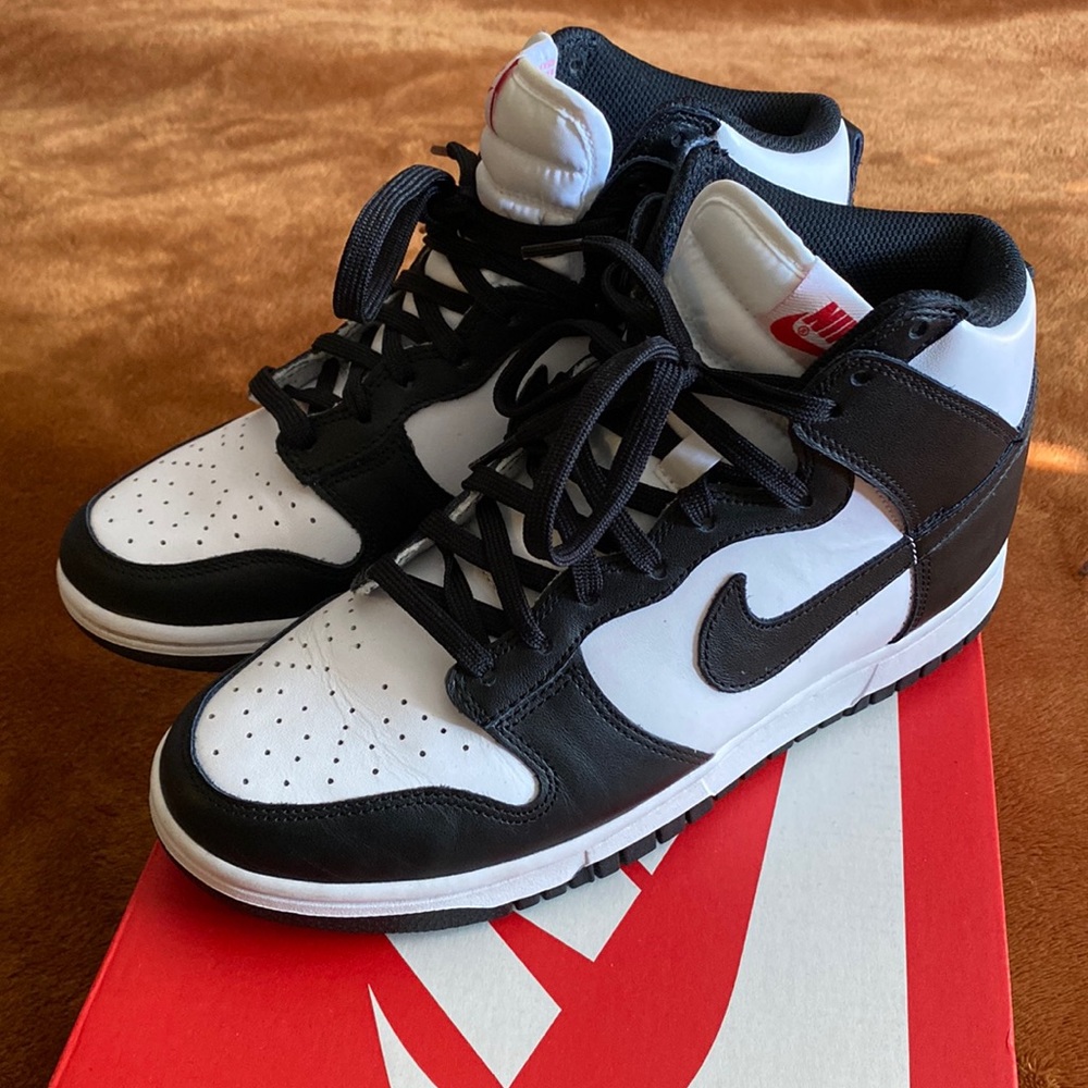 Nike Dunk High Women’s